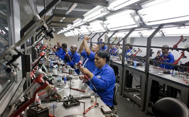 The world's four diamond processing centers are the world's five gem processing centers